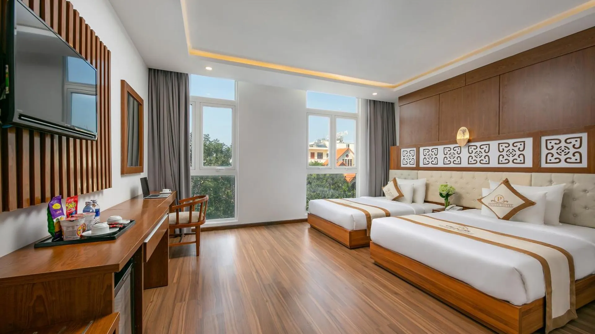 Prague Da Nang Beach Hotel
